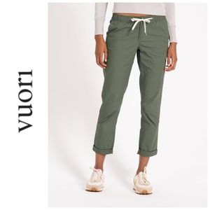 Vuori Women’s Ripstop Active Hiking Casual Pants Army Green M